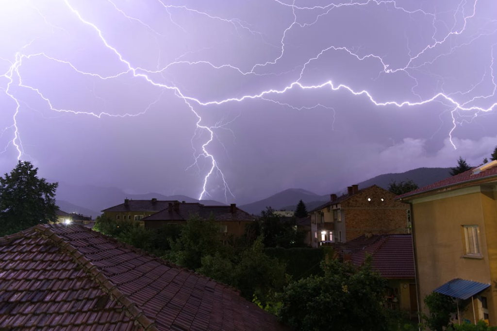 Roof Maintenance in Storm Preparation