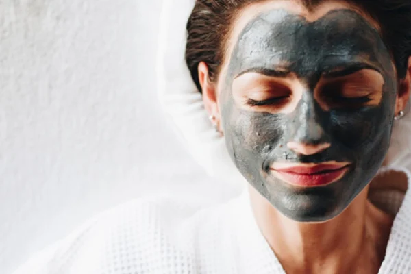 Benefits of Adding a Night Mask to Your Routine