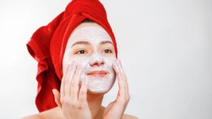 Morning vs Night Skincare