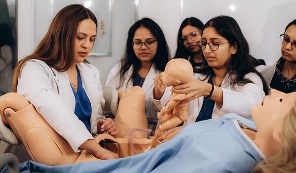 Why Choose Obstetrics and Gynaecology After MBBS? Prospects & Pathways Obstetrics