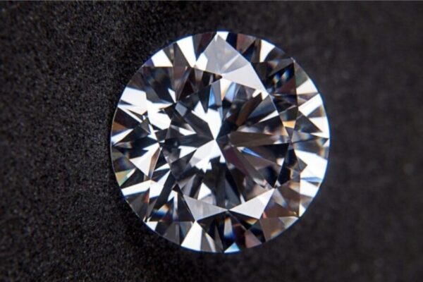 Lab-Grown Diamonds vs. Natural Stones