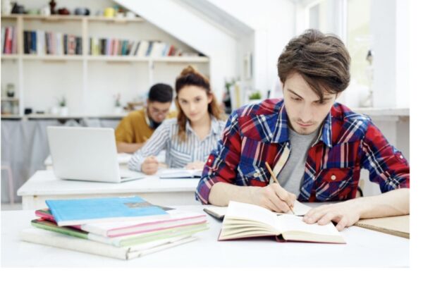 Mastering SAT: Top SAT Classes in Dubai