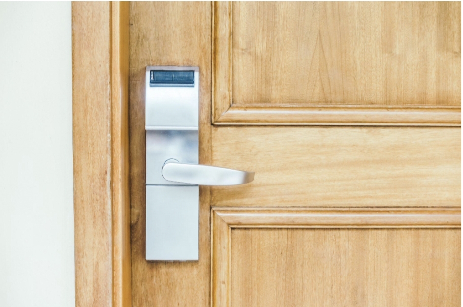 The Ultimate Guide to Choosing the Perfect Pivot Door Hinge for