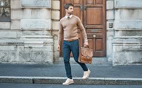 How to Style Men’s Streetwear Sneakers